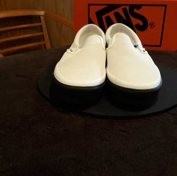 WTAPS x Vans Classic OG Slip-O